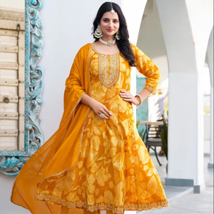 Ensemble Anarkali (Salwar Kameez) en Coton Léger pour Adultes, Style Moderne, Broderie en Coton Lourd Imprimé à la Feuille, Séchage Rapide, Toutes Tailles - Product Image 1