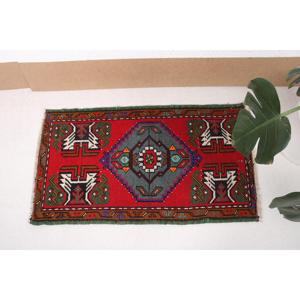 Vintage Rug, 1.8x3.2 ft Small Rug, <b>Red</b> Bordered <b>Wool</b> Turkish Rug - Product Image 3