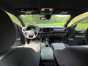 Utilisé 2021 T-o-y-o-t-a Tacoma TRD Tout-terrain Double cabine - Product Image 4