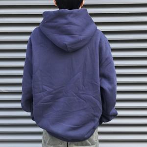 เสื้อฮู้ดสวมหัวแบบสวมหัวของผู้ชายสำหรับฤดูใบไม้ร่วงเสื้อสเวตเตอร์ผ้าฟลีซกันหนาวแบบสตรีทอบอุ่นโอเวอร์ไซส์350GSM ปักตามสั่งขายส่งจำนวนมาก - Product Image 3