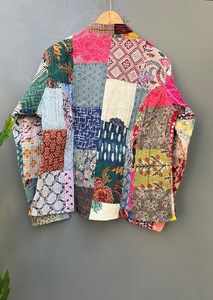 Chaqueta de algodón reversible, chaqueta acolchada de algodón para mujer, chaqueta acolchada, Chaqueta corta de retazos, chaqueta hecha a mano - Product Image 5