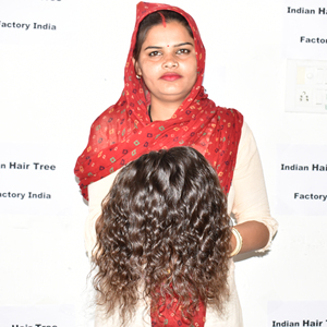 Cheveux humains du temple indien bruts à cuticule alignée Faisceaux d'extensions de cheveux bouclés non traités avec des cheveux humains bruts indiens à un tirage - Product Image 3