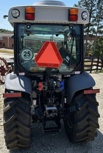 รถแทรกเตอร์ Deutz-Fahr 3060 60 แรงม้า ขับเคลื่อน 4 ล้อ คุณภาพดีที่สุด พร้อมระบบเกียร์ขับเคลื่อนและชุดเกียร์-ราคาโรงงาน - Product Image 6