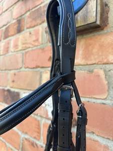 Bride de compétition Rambo Micklem-Noir-Petit cheval (taille Cob) Casque en cuir verni - Product Image 5