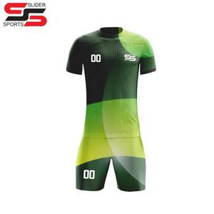 Uniforme de football pour hommes de haute qualité OEM, nouveau design par sublimation, vêtements de sport, uniforme de football pour hommes, maillot de football 2025 - Product Image 5