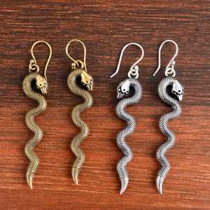 Nuevos Pendientes de Serpiente Góticos de Latón para Mujer, Acabado Antiguo, Estilo Reptil, Bohemio, Colgantes, Venta al por Mayor/OEM/ODM - Product Image 1