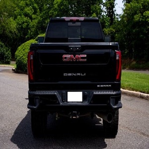 GMC Sierra 3500HD Denali Crew Cab Turbo AWD 2024, conduite à gauche, faible kilométrage, prix en stock, prêt à être expédié - Product Image 3