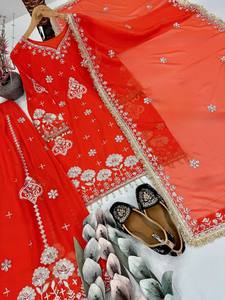 Colección de Vestidos Étnicos Modernos de Diseño Indio para Damas, Traje Sharara Gharara con Bordado Intenso, Nuevo Estilo para Fiestas - Product Image 2