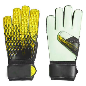Vente en gros de gants de gardien de but de football professionnel pour hommes et enfants en latex épais pour l'extérieur pour gardien de but - Product Image 4