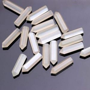 Venta al por Mayor de Torres de Selenita Natural con Cambio de Color para la Fabricación de Joyas, Tamaños de 2 a 4 Pulgadas Disponibles - Product Image 1