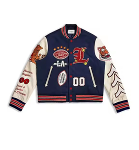 Chaqueta Bomber Varsity Bordada en Chenilla con Corte Perfecto para Hombre con Logotipo Personalizado - Product Image 5