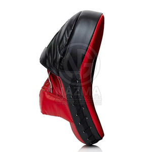 2026 Unique Design Custom Color Boxing Punching Mitts Wholesale Price Leather Made Punching Mitts - Product Image 3