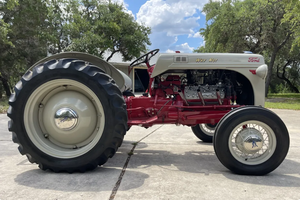 LISTO PARA CONDUCIR - USADO, VOLANTE A LA IZQUIERDA |   CONDUCCIÓN DERECHA |   255 FLATHEADDDSS POWEREDDDSS 1949 PARA TRACTORES FORD 8N - Product Image 4