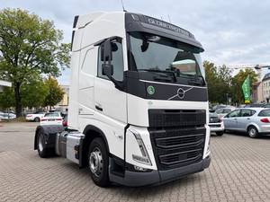 Nuevo/Usado VOL-VO FH 500 4x2 Camión Pesado Globetrotter a Gas/GNL Euro 6 con Dirección Izquierda y Potencia de 375 kW (510 hp) - Product Image 3