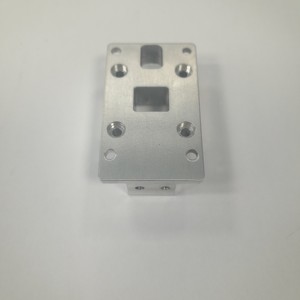 ชิ้นส่วนสแตนเลสที่ผลิตด้วยเครื่อง CNC ราคาคุ้มค่า พร้อมบริการตัดลวดด้วยไฟฟ้า (Wire EDM) และบริการเจาะรูแบบ Broaching ในเวียดนาม - Product Image 2
