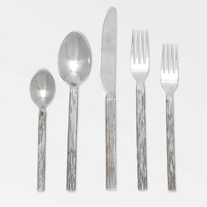 Couverts en acier inoxydable de luxe en métal avec logo personnalisé de qualité supérieure Offre Spéciale de meilleure qualité ensemble de couverts manche plat en relief doré - Product Image 6