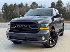 Voiture d'occasion RAM 1500 Sport 2018 à prix bas à vendre - Product Image 1