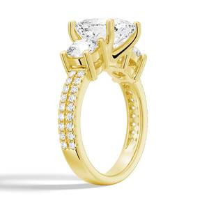 18K Gold <b>Ring</b> with 3 Stone Engagement <b>Cushion</b> Cut Moissanite Diamond Elegant and Stylish <b>Wedding</b> Band - Product Image 2