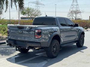 FORD Ranger Raptor 2021 d'occasion, titre propre, spécifications GCC, sous garantie et contrat d'entretien, état impeccable - Product Image 2