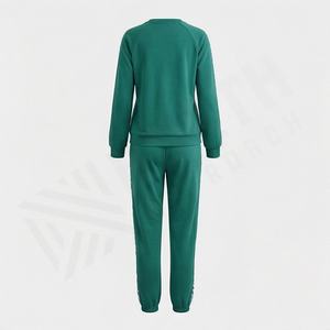 ชุดวอร์มออกกำลังกาย เสื้อครอป ฮู้ดดี้ กางเกงจ็อกเกอร์  รับผลิตตามแบบ  โลโก้สั่งทำ  ขายส่ง  ระบายอากาศได้ดี  แฟชั่น  สำหรับออกกำลังกาย ฟิตเนส เล่นกีฬา - Product Image 2