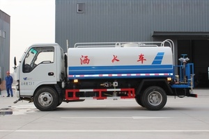 Camion Cisterna d'Acqua Usato Isuzu LHD RHD 4x2 6x4 8x4, Camion Spruzzatore d'Acqua, Camion con Serbatoio d'Acqua in Vendita - Product Image 3