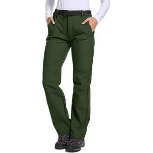 Pantalones de esquí para mujer con ajuste personalizado Fabricación OEM Logotipo de carcasa impermeable Marca y capa interna aislada - Product Image 1