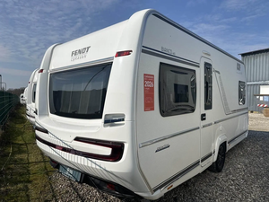 caravan trailer for 2 persons for sale 2 sleeping <b>bed</b> and 2 sleeping <b>bed</b> for children - Product Image 2