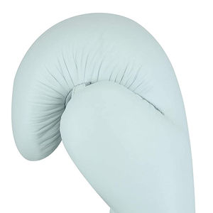 Guantes de boxeo de cantidad a granel hechos de cuero de vaca resistente para hombres/guantes de boxeo de precio más barato de dedo completo con servicio OEM - Product Image 5