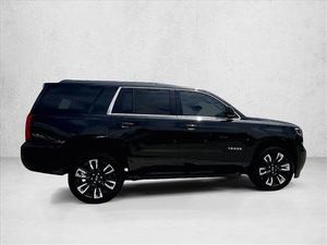 Nouveautés à prix réduits! Tahoe LS RWD 5.3L V-8 6 vitesses automatique, sièges en tissu, SUV crossover, modèle 2019, d'occasion - Product Image 4