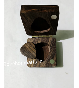Caja de soporte para púas de guitarra de madera profesional, accesorio de Pedal con capacidad para 4 púas, fácilmente accesible, MS, exportación desde India - Product Image 1