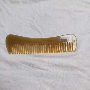 Peine de barba de cuerno de búfalo natural hecho a mano antiestático, tamaño de bolsillo, ecológico - Product Image 2