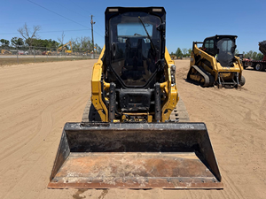 รถตักล้อยาง CAT 255 รุ่นปี 2023 กำลังขายดี รับน้ำหนักได้ 200 ตัน กำลังไฟ 75 กิโลวัตต์ พร้อมขาย - Product Image 3
