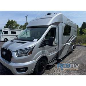 Camping-car Chinook Maverick SS 2025, châssis Ford Transit AWD, construction en aluminium, 4-6 passagers, normes d'émission EURO 5 - Product Image 2