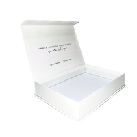 Petite boîte-cadeau magnétique avec logo laminé Boîte d'expédition d'emballage en papier dur blanc en carton écologique