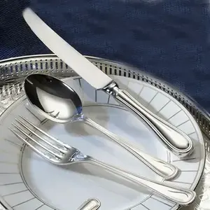 Ensemble de couverts en acier inoxydable de qualité supérieure Poignée design faite à la main Idéal pour la table et les occasions spéciales Fournitures de cuisine - Product Image 2