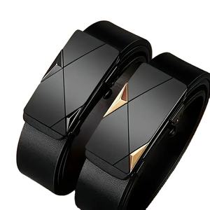 Elegante Cinturón de Cuero PU para Hombre - Cinturones de Moda para la Vida Diaria, Ocio, Fiestas, Festivales, Trabajo y Negocios con Hebilla Automática - Product Image 1