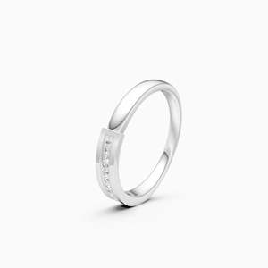 Anillo de compromiso con diamante cultivado en laboratorio Dazzle de 0.06 quilates, corte redondo, en oro amarillo, blanco y rosa de 9 quilates. - Product Image 2