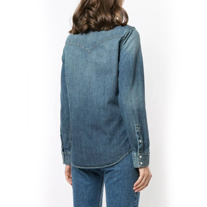 เสื้อยีนส์ผู้หญิงติดกระดุมหน้าซักเสร็จแล้วดูเหมาะกับชุดลำลองหรือใส่ทำงาน - Product Image 4