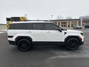 Asientos de Tercera Fila Usados para Santa Fe XRT AWD 2024, Color Blanco Brillante, Lado Izquierdo, R18, Techo Corredizo, Arranque Remoto, Asientos de Cuero, Rines de Aleación - Product Image 2