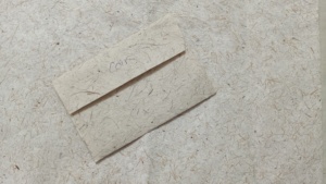 Tarjetas de invitación de boda hechas a mano con bordes de cubierta hechas a medida con impresión UV y sobres a juego en varios tamaños - Product Image 4