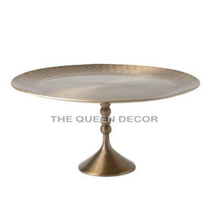 แท่นวางเค้กอลูมิเนียมขอบตกแต่งสำหรับนำเสนอเค้กและขนมหวานทั้งในงานสบายๆและเป็นทางการ - Product Image 4