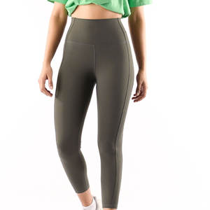 Pantalon de yoga taille haute froissé aux fesses Leggings de yoga sans couture pour femmes avec logo personnalisé - Product Image 5