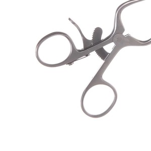 Retractor Manual Autoestático de Acero Inoxidable con 3x4 Dientes, Instrumento Quirúrgico Reutilizable para Exposición de Tejidos en Cirugía General - Product Image 6