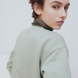 Sudadera de manga larga personalizada para mujer, Top corto de entrenamiento de invierno para mujer con insignia impresa, decoración, sudaderas en blanco - Product Image 3