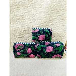 Sac de maquillage en velours brodé floral style bohème, imprimé Jaipuri, textile du Rajasthan, grande capacité, fermeture éclair, doux - Product Image 1