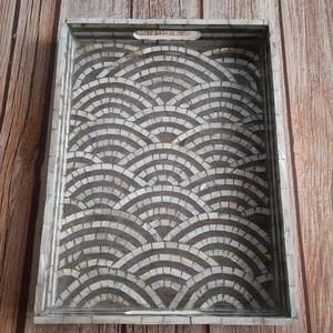 Plateau à chocolat en bois de luxe avec des accents de perles pour les fêtes de mariage et la présentation de nourriture festive - Product Image 6