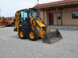 รถตักล้อยาง JCB 1CX เครื่องยนต์ Kubota พร้อมอุปกรณ์ขุดดิน KYB สีเหลือง สำหรับงานก่อสร้างในฟาร์ม - Product Image 2
