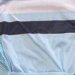 Ensembles de cyclisme personnalisés de haute qualité, design respirant avec logo de l'équipe imprimé par sublimation - Product Image 6