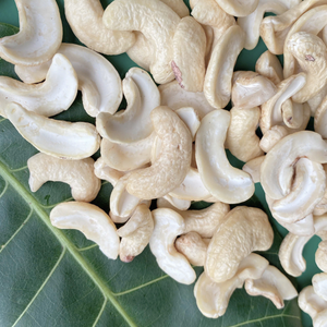 Offre Spéciale meilleur taux de noix de cajou crues noix de cajou noix de cajou Vietnam Santigo noix de cajou emballage de marque privée disponible - Product Image 1