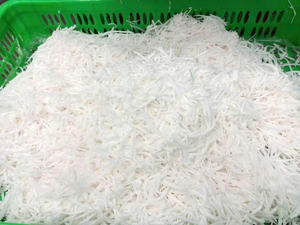 Fournisseur vietnamien Exportation de morceaux de viande de noix de coco congelée IQF de haute qualité au meilleur prix - Product Image 3